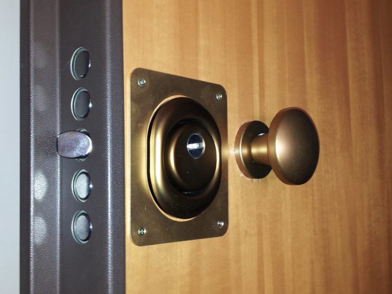 Quanto è sicura una porta blindata Quanto è sicura una porta blindata