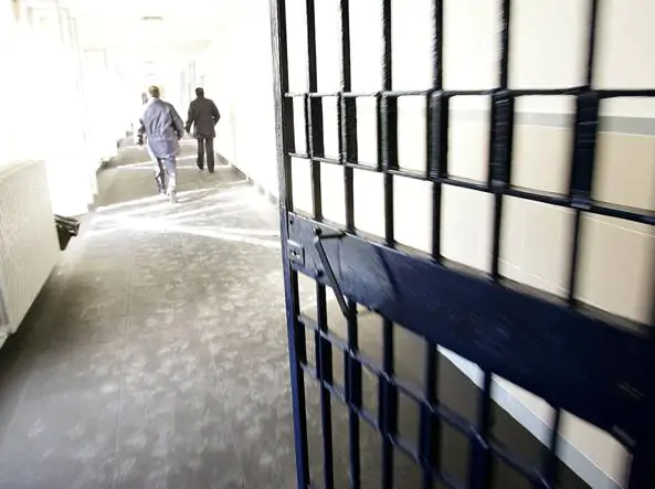 Roma: spaccio all'interno del carcere di Rebibbia, 12 arresti