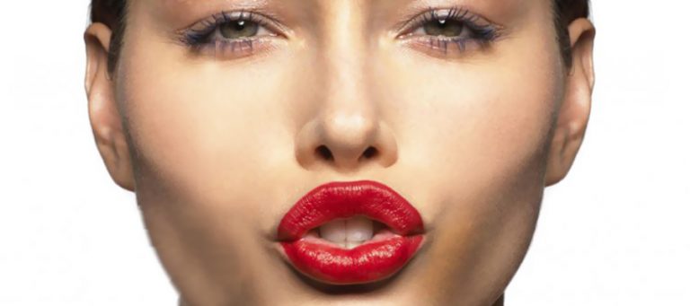 come-togliere-rossetto-dalla-pelle ALT