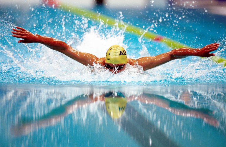 Ecco quale stile di nuoto brucia più calorie