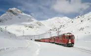 treno con la neve