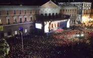 Il Capodanno a Bari di J-Ax e Fedez: 110 mila persone in piazza