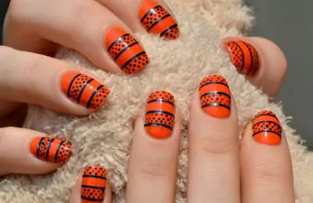 orange and black halloween nails