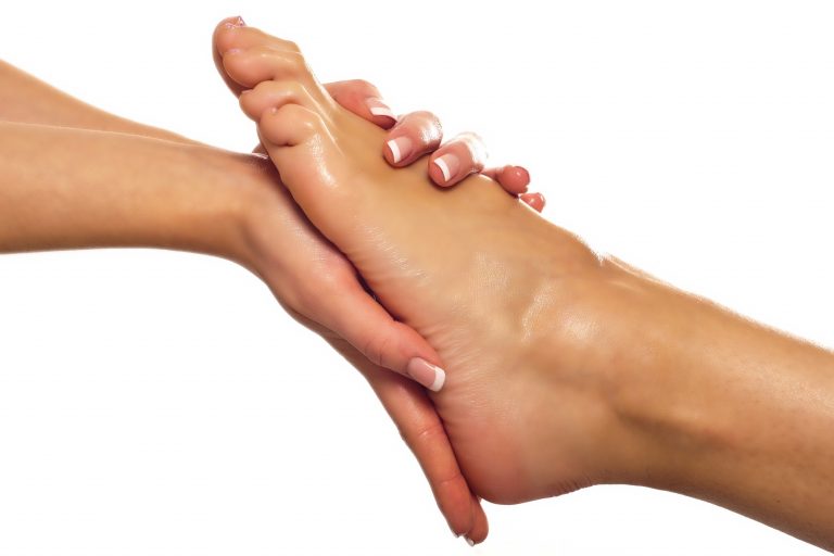 piedi gonfi piedi gonfi