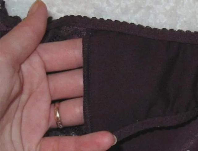 Slip femminile: perché hanno una tasca interna?