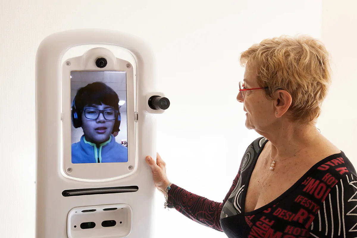 Teresa: il robot-avatar che aiuta le persone lontane