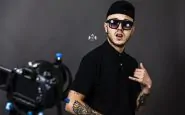 È uscito "Maleducati", il nuovo video del rapper Lazza
