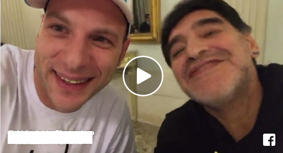 Clementino e il suo nuovo album - L'annuncio di Maradona Clementino e il suo nuovo album - L'annuncio di Maradona