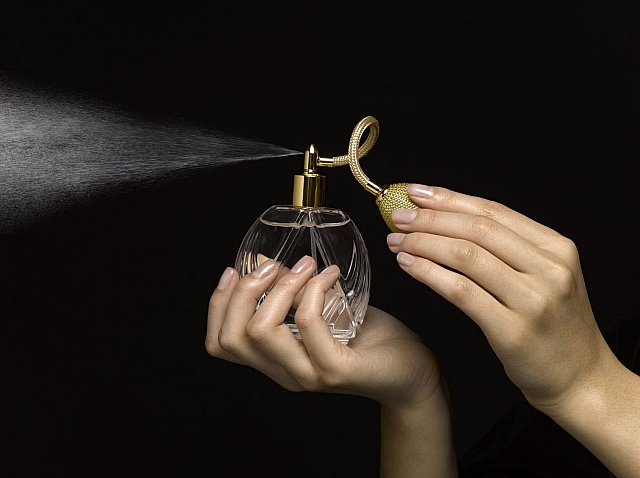 Profumo maschile e profumo femminile: i più venduti della storia Profumo maschile e profumo femminile: i più venduti della storia