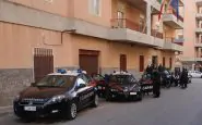 Siracusa: donna carabiniere spara al marito. Poi si toglie la vita
