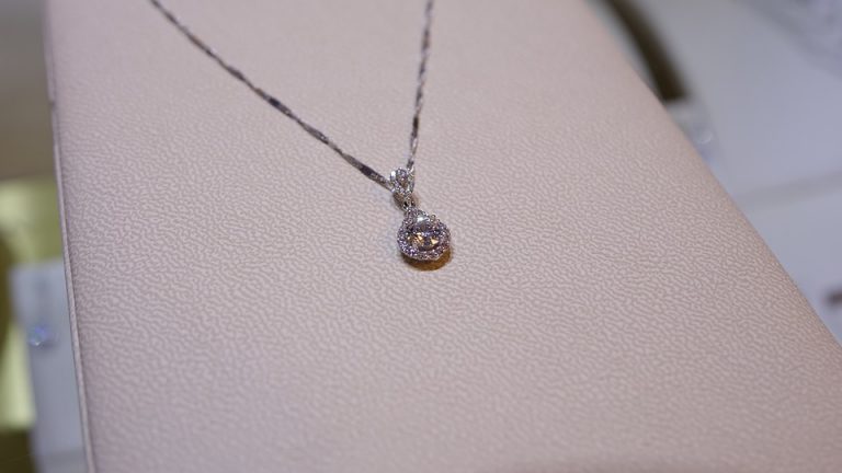 dieci-collane-da-comprare-su-etsy dieci collane