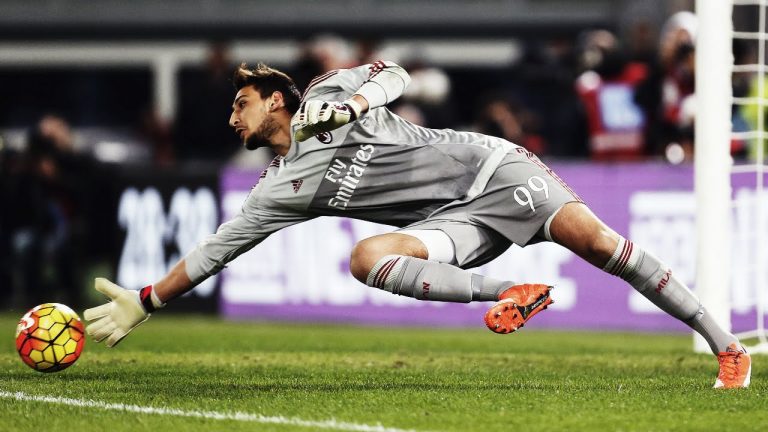 Buon compleanno, Donnarumma! E come regalo, il rinnovo del contratto col Milan