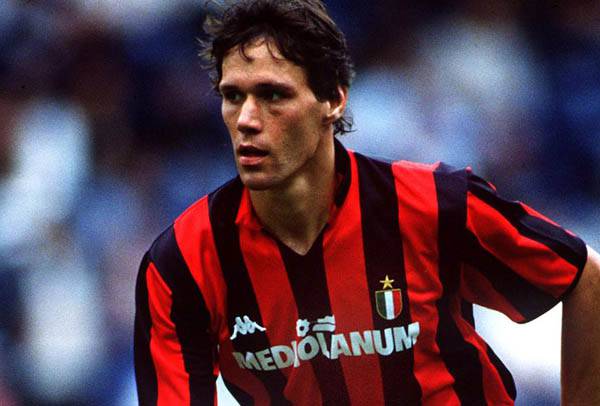 Quanto è alto Marco Van Basten
