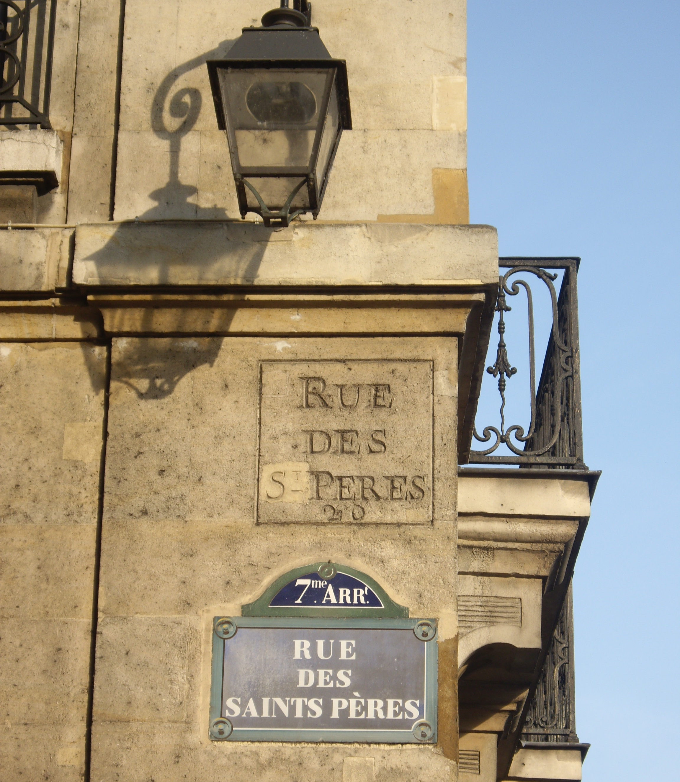 rue des saints peres paris 7