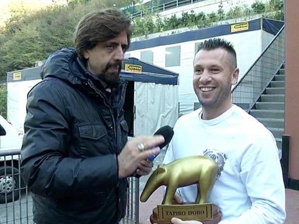 Il Tapiro d'Oro a Cassano. Il giallorosso vittima della crisi? Ecco cosa farà ora per vivere