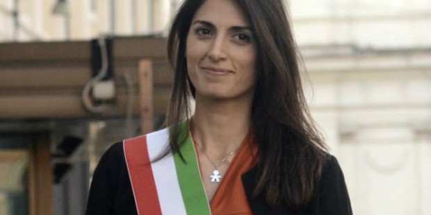 Stadio Roma: Marino e Raggi, tensione alle stelle