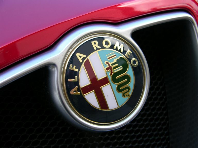 Alfa Romeo Alfetta 2018: anticipazioni e prezzi Alfa Romeo Alfetta 2018: anticipazioni e prezzi