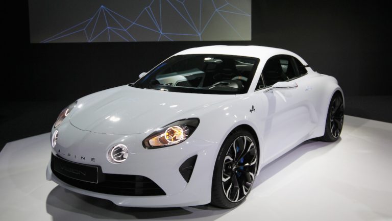 Renault Alpine 2017: data uscita, prezzi e caratteristiche Renault Alpine 2017: data uscita, prezzi e caratteristiche