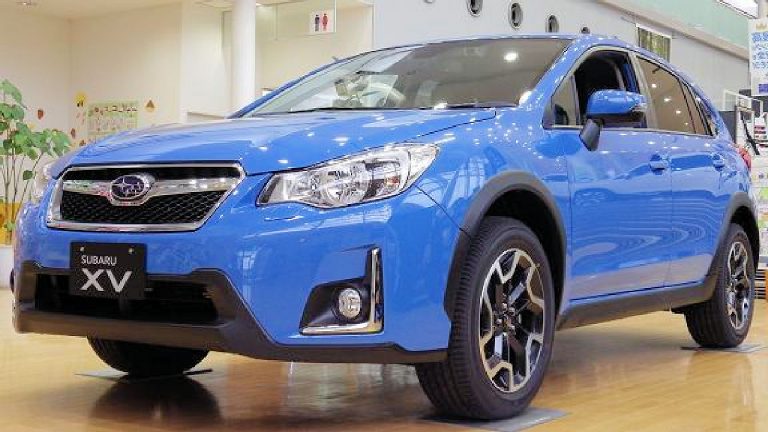 Subaru XV: bagagliaio, motori, prezzi, consumi
