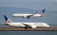 Usa: volo vietato per due ragazze con i leggins. United Airlines nella polemica