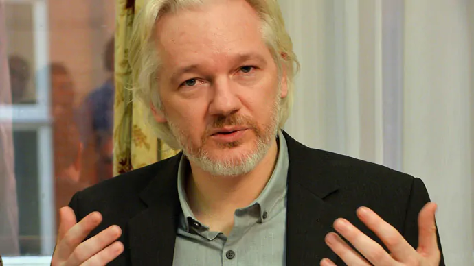 Wikileaks nuove accuse: "La Cia spia attraverso telefoni e TV"