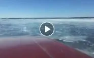 camion nel lago ghiacciato