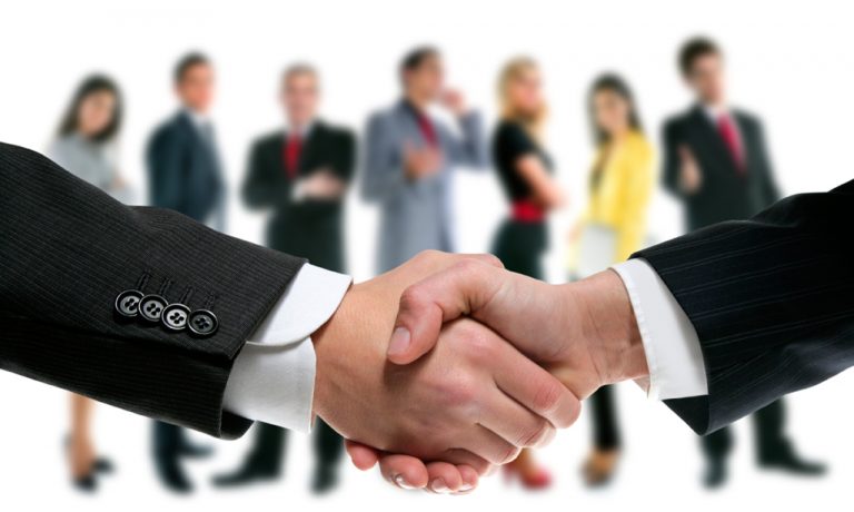 Franchising: cos'è, come funziona e quando è conveniente. Franchising: cos'è, come funziona e quando è conveniente.
