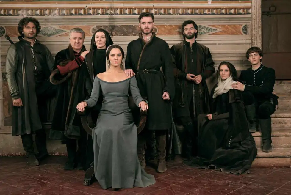 I Medici: la serie tv potrebbe scegliere Volterra come set per le prossime riprese