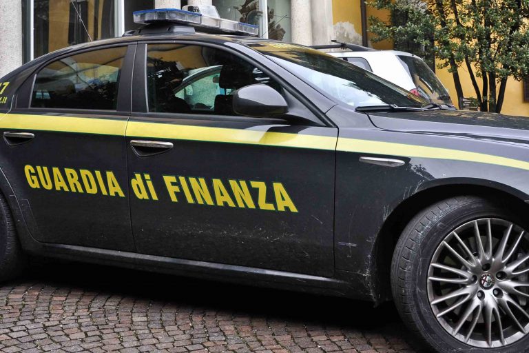 Napoli, maxi sequestro da 320 mln di beni al clan Contini