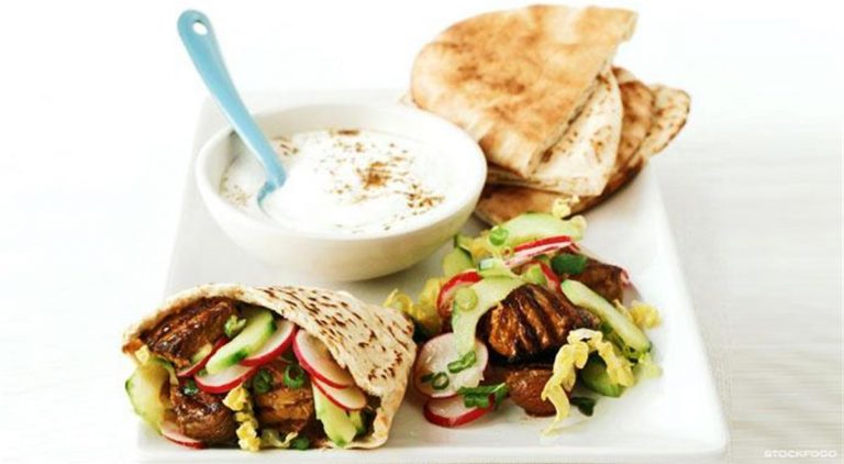 Salsa allo yogurt per kebab: ricetta e ingredienti