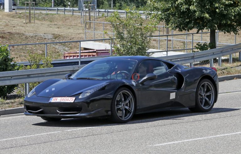 Ferrari Dino 2017: anticipazioni, caratteristiche, prezzi