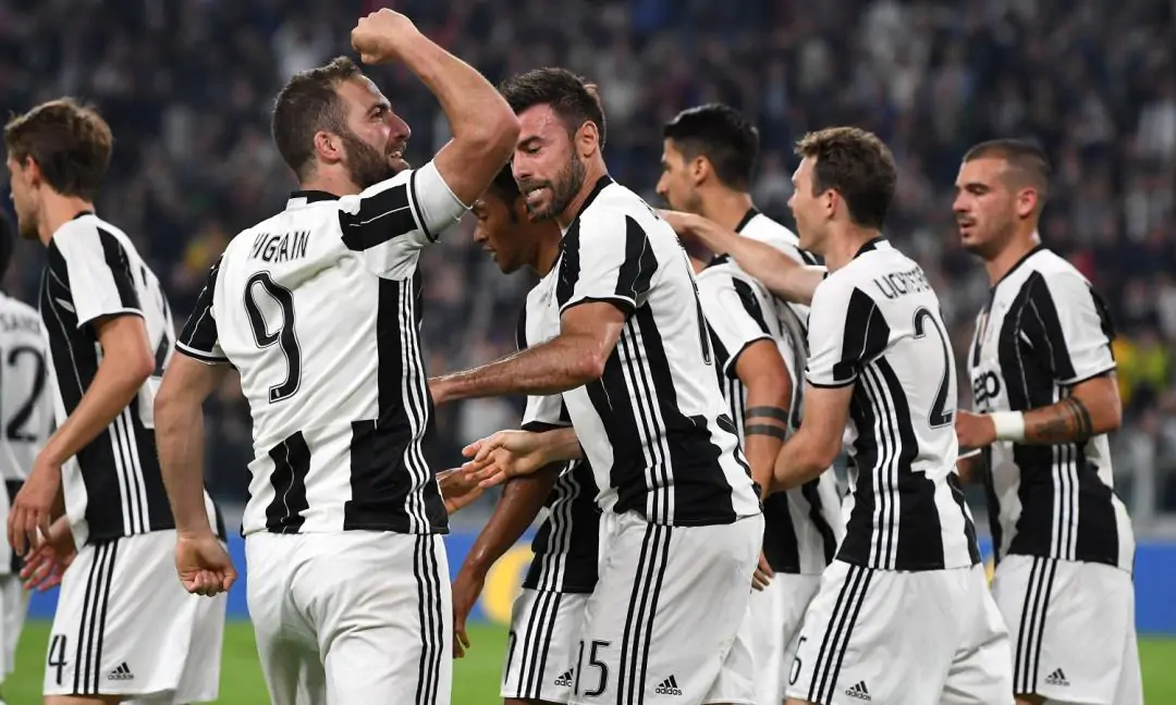 Juventus-Chievo 2-0: ecco le pagelle. Higuain ci mette due firme e Dybala sottoscrive