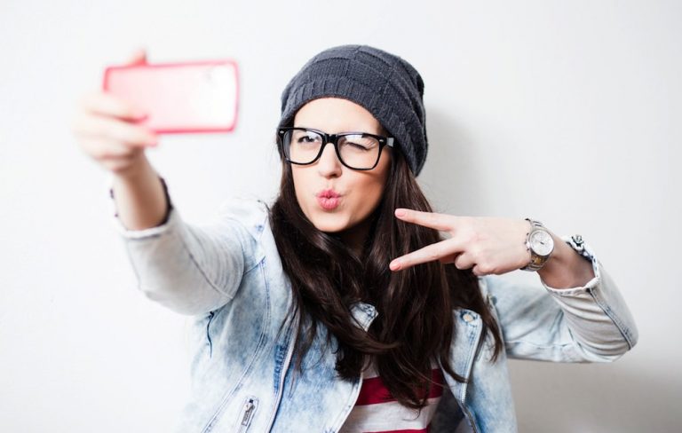Selfie, i tentativi più brutti di sempre. Le foto divertenti