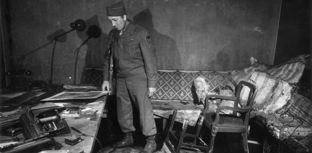 1452507472_Hitlers-office-1945-GETTY-1280x628