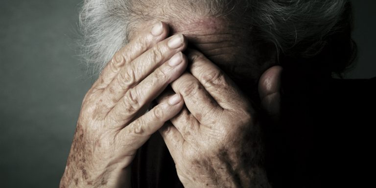 Risultato immagini per narcotizza anziani