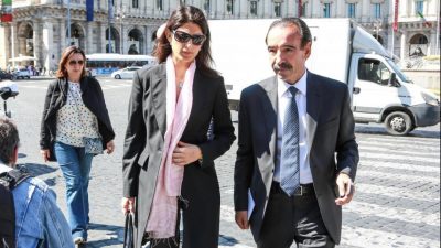 Anche la sindaca di Roma ai funerali di Laura Biagiotti