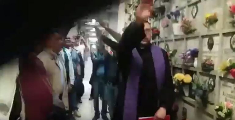 Il saluto fascista