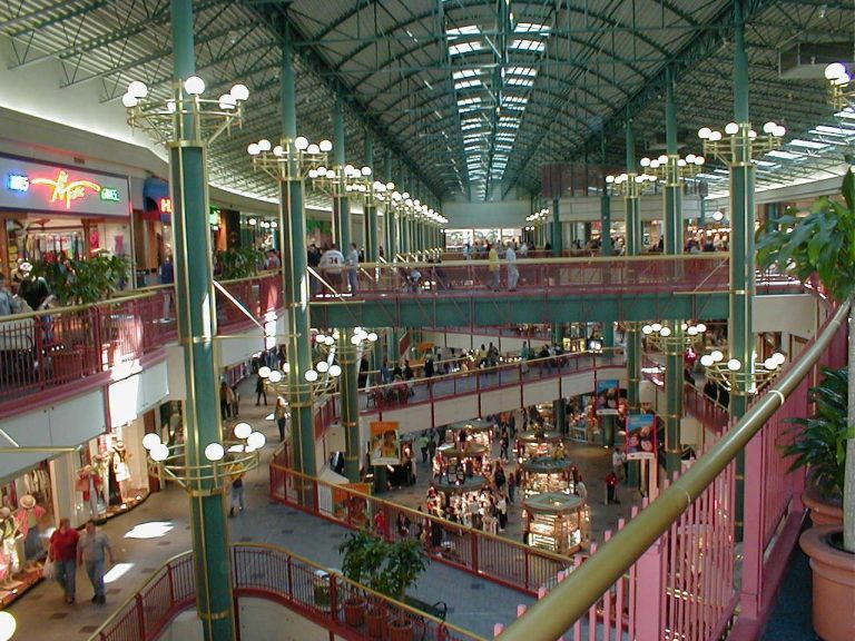 italia, centro commerciale