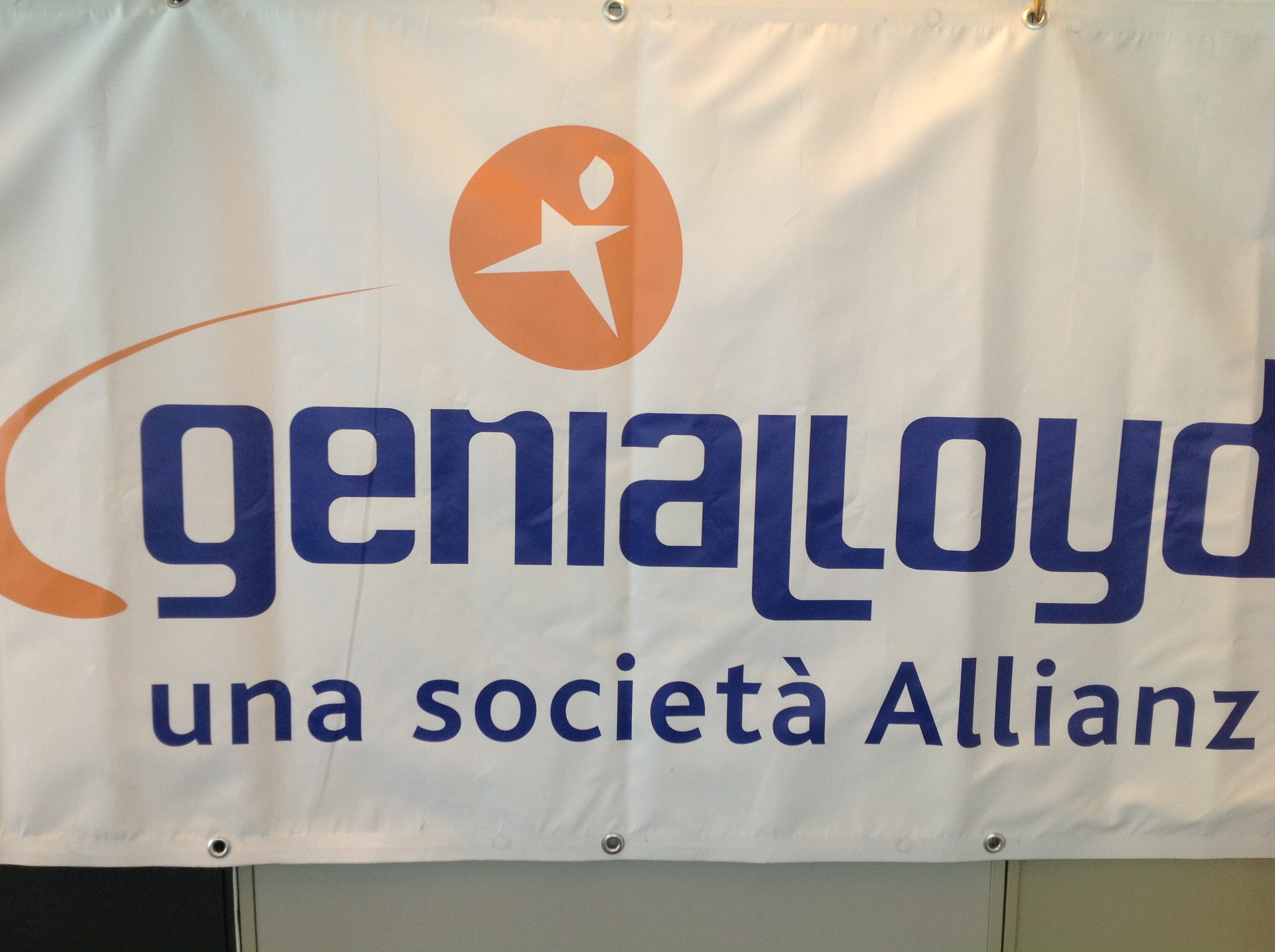scarica polizza genialloyd