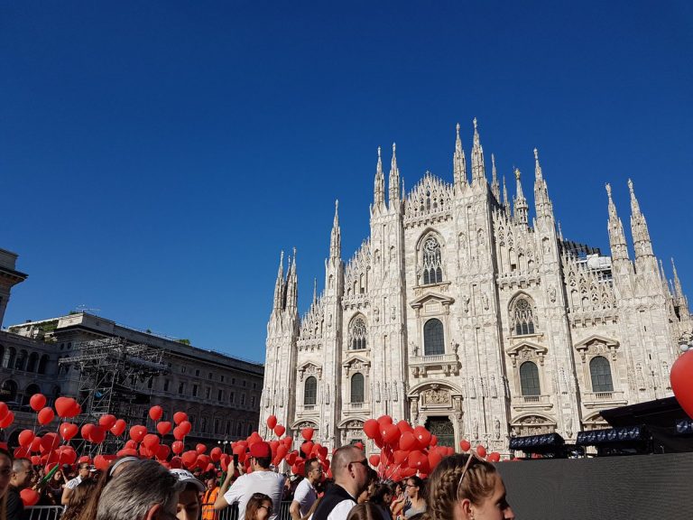 L'iniziativa di Radio Italia Live per il concerto di stasera a Milano concerto