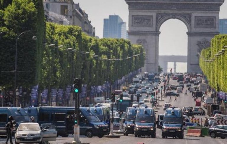 Attentato Parigi