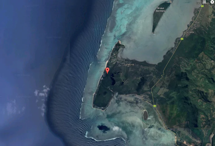 L'illusione della cascata sottomarina da Google Earth