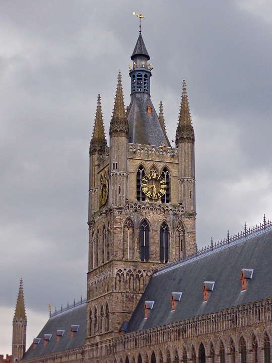 cathedral-spire-1099594_960_720