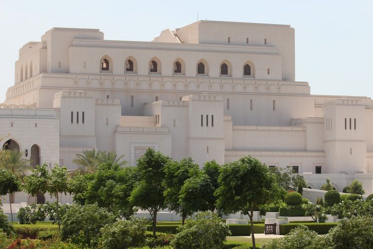 royal-1548901_960_720 Oman