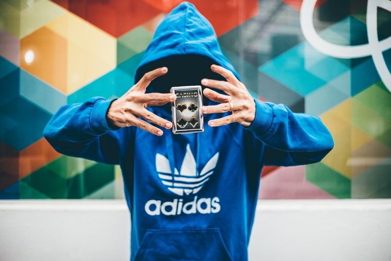 felpa adidas amazon
