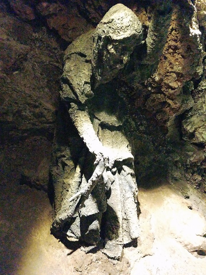 Altra statua pietrificata