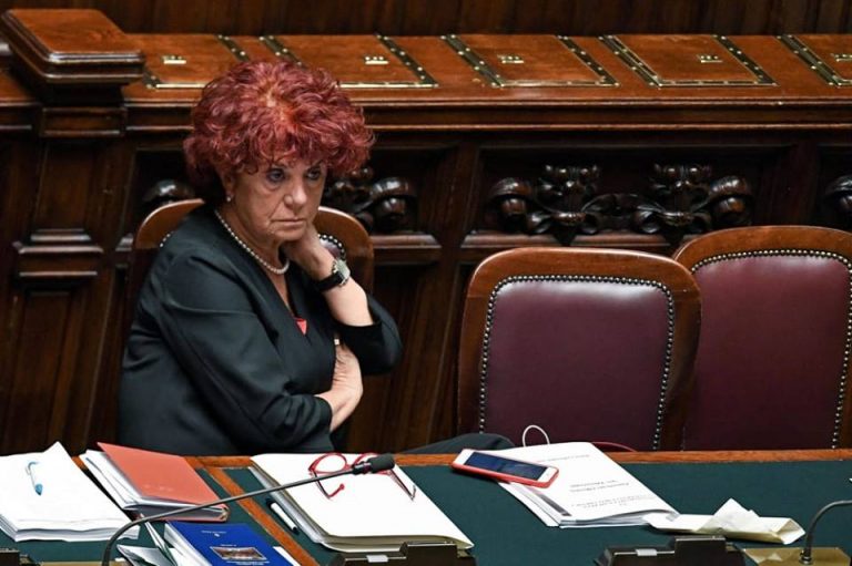 Alternanza scuola-lavoro, parla la Fedeli: 'Lavoriamo per elevarne qualità' fedeli