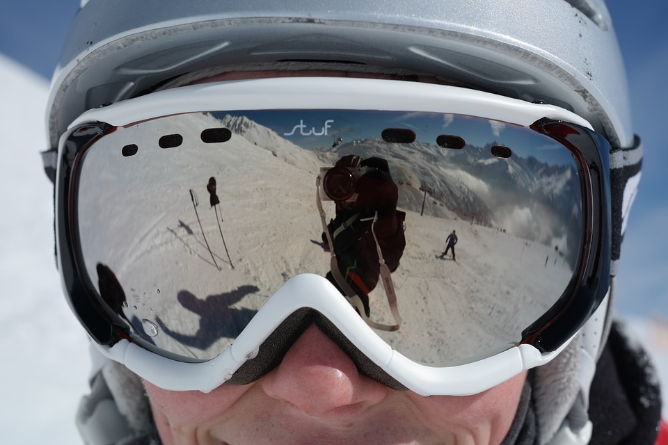 protezione dai raggi UV anti-appannamento Occhiali da sci e snowboard ventilazione migliorata per sci e snowboard AISHN 