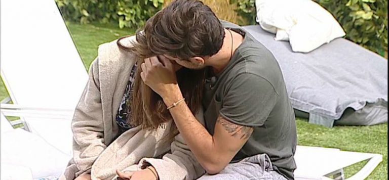 Gf Vip, Ignazio vorrebbe fare l'amore nella casa: la risposta di Cecilia