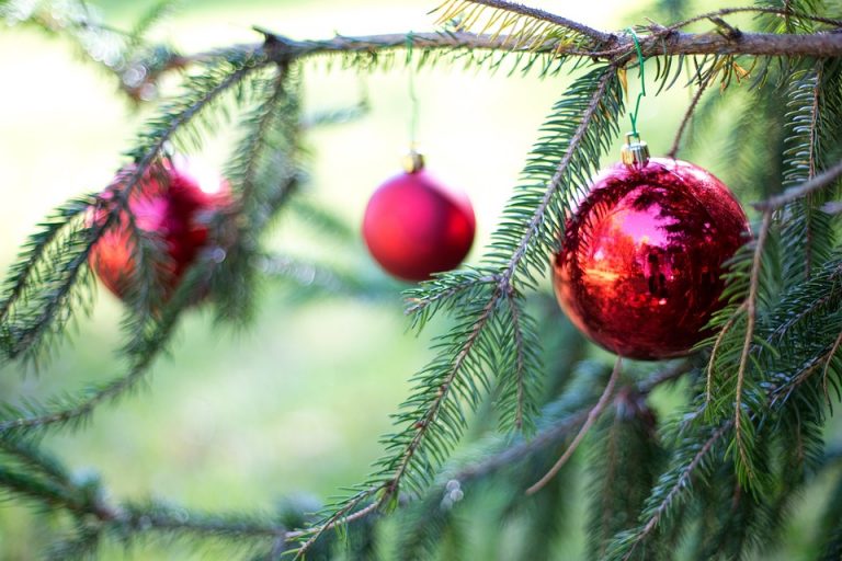 Alberi di natale finti